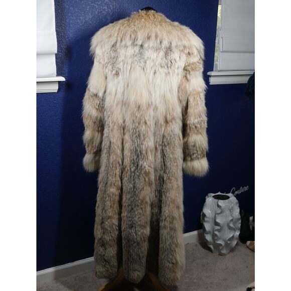 Gorgeous Canadian Lynx Full Length Fur Coat Jacket - Picture 3 of 5